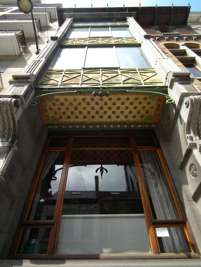 　こうして見あげてみると、「爛熟」というよりは未だにある程度の「逡巡」というか、「遠慮」というようなものを感じてしまいます。そこまで「大胆」になれないというような。