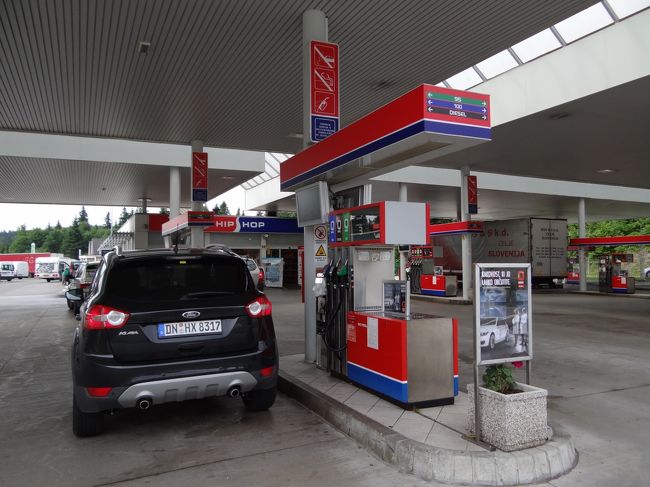 途中給油しないとね。