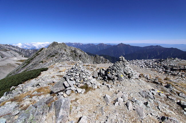 尾根道は体力を使わず快適な空中散歩気分！