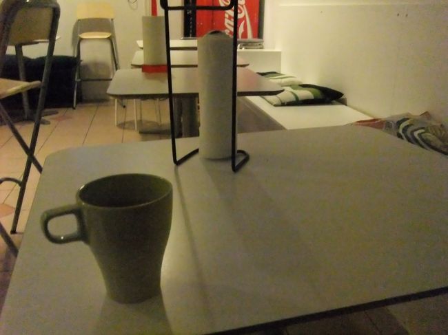 とりあえず宿でコーヒー飲みながら、プランニングして待ってみる。