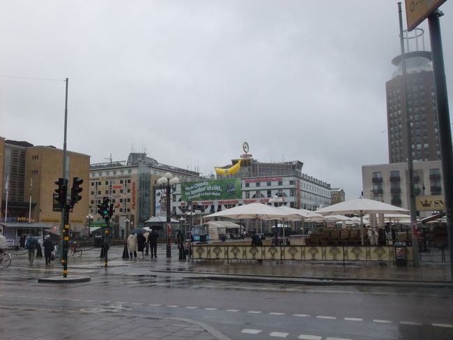 お腹がすいたので、ランチへ向かいます。