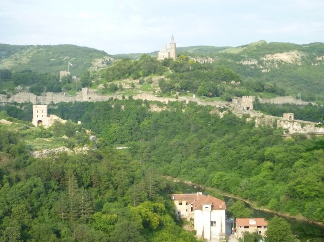 トラベジッツァの丘からツァラベツの丘を