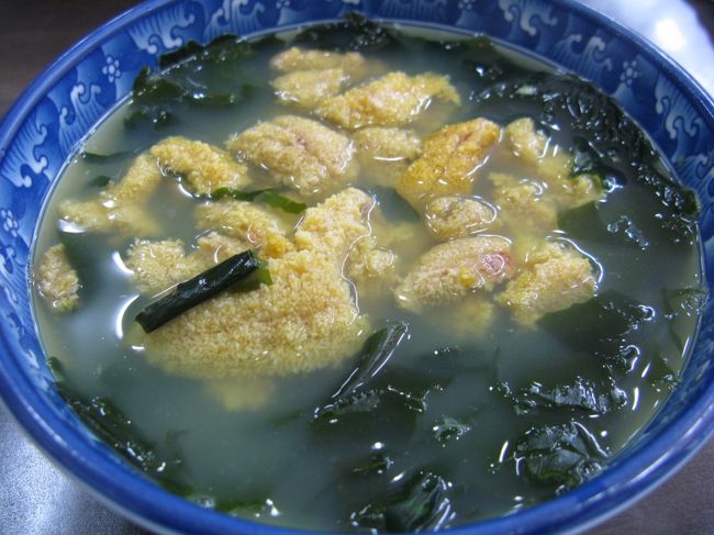 うにスープは7,000ウォンなり。お値打ち！<br /><br />うに、普段は寿司とか丼とか生で食べることがほとんどなので、<br />何だか贅沢な気分になりました。<br /><br />ちょうど欲していた味がいただけて満足です♪