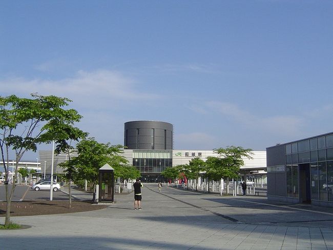 朝の函館駅、これよりＪＲを利用して角館駅へと向かいます。