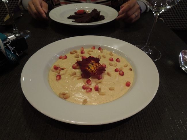 デザートがこのクリーム状のもので、濃厚でおいしかったと旦那は申しております。