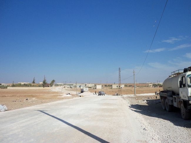 　土の家周辺を撮ってみました。<br /><br />　