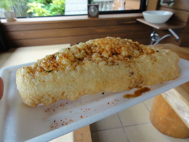 三角油揚げです。120円。<br /><br />サイコーに旨いです。