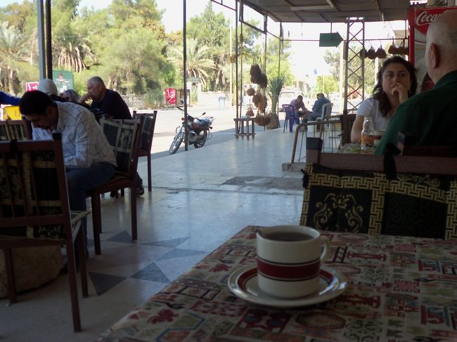 　中心部にあるレストランでチャイタイム。<br /><br />