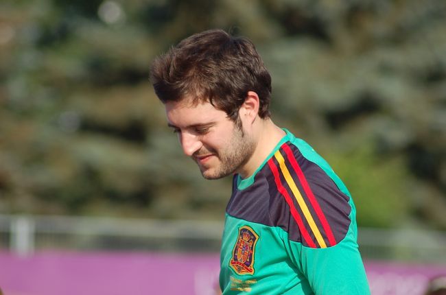 珍しくキーパーユニフォームを着ているスペイン人。