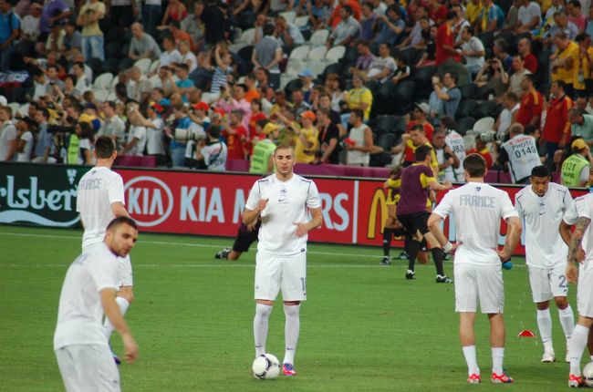 フランス　ベンゼマ