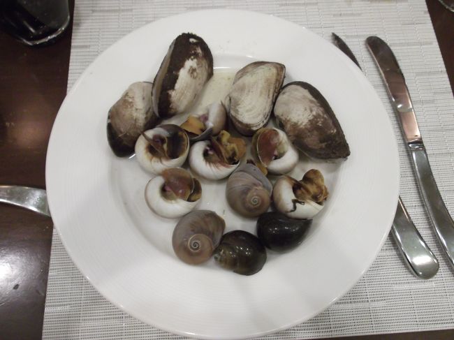 貝もワインに合います。