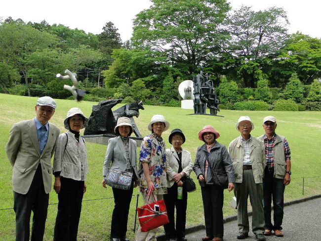 皆さんと御一緒に記念写真を撮りますよ〜。<br /><br />ホントに楽しい見学でした(^^)<br /><br />（Ｋさんご提供の写真です）