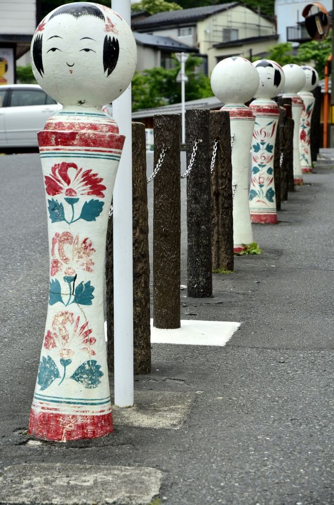 こんなところにもこけしさん達が・・・<br />では、鳴子温泉郷を散策しましょう