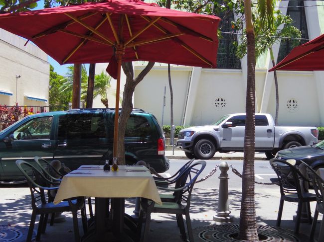 オアフ到着後<br /><br />宿泊先のワイキキビーチ・マリオットへ<br /><br />まだチェックイン前だったので荷物だけ預けて<br /><br />アランチーノへランチに