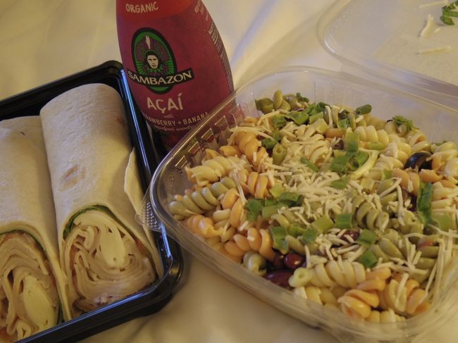 オアフ島2日目<br /><br />クアロアに行くことになっていたので朝早いため<br />ＡＢＣの朝食