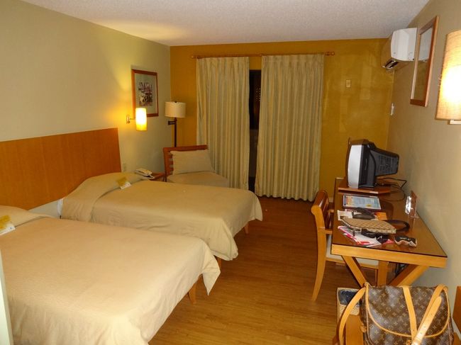 グアムプラザの部屋です。<br />ほぼ同じ作りかと思います。