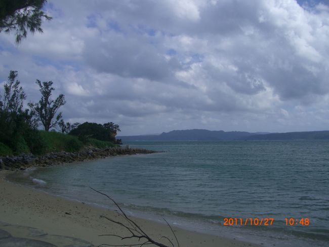 遠くまで見渡せます。きれいな海岸。何よりの観光です。