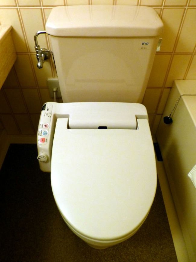 シャワートイレ