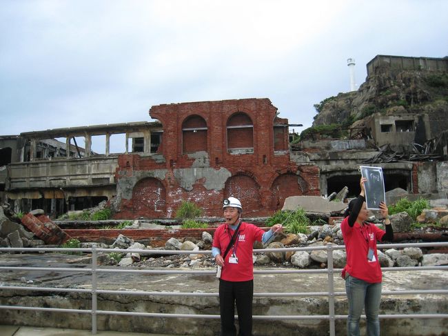 ガイドさんが当時の様子を説明してくれます。