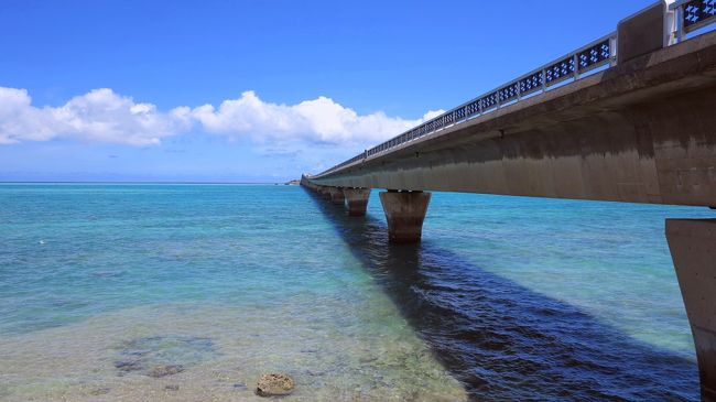 　最終便までまだ時間があります。<br /><br />　池間大橋を渡って・・・。
