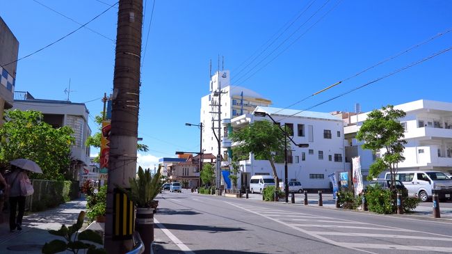 　県道１９０号線の商店街で宮古島最後のショッピングです。