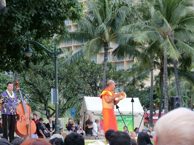 この日もフラダンスを見ました。