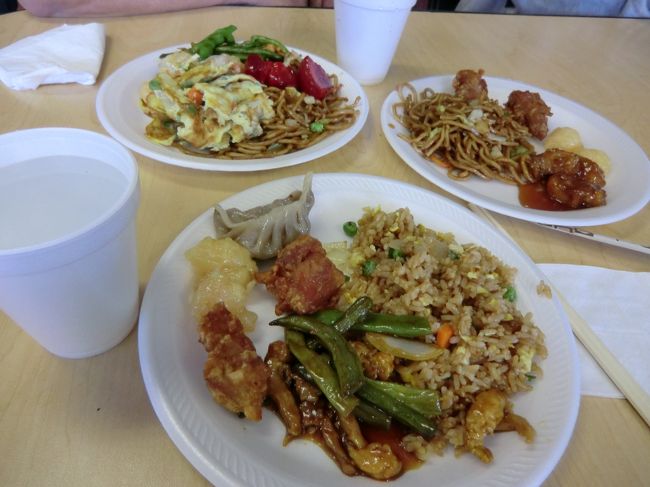 味はフードコートなみって感じでした。