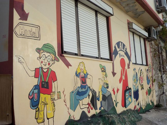 　しかし改装中で今夜は別の建物に。<br />