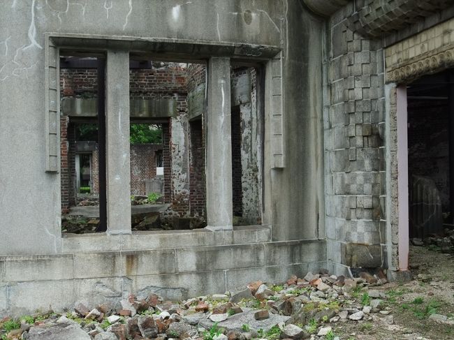 こんなに傍でみたのは初めて。<br /><br />折しも、福島原発事故の原因、収拾方法も定まらない中、<br /><br />関西では大飯原発が再稼働されてまって・・<br />