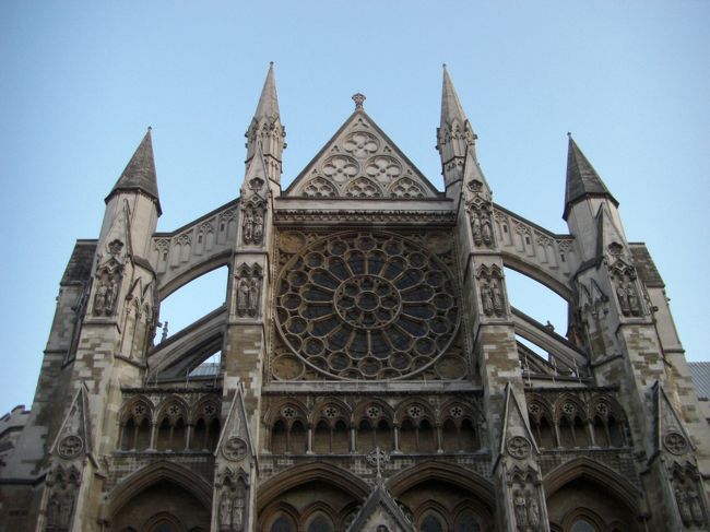 ウェストミンスター。もう５回くらい来ているので中に入らず華麗にスルーしました。