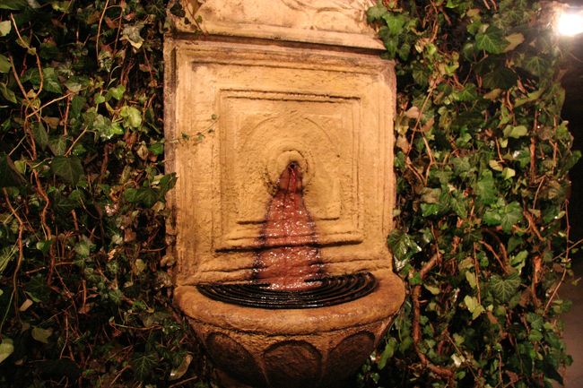 この部屋に入るとワインの香りがします。