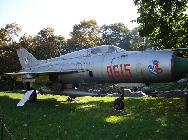 【軍事博物館】<br />こちらはミグ21<br /><br />MIG-21 PF FIGHTER FISHBED
