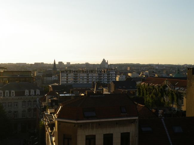 最高裁判所の前のテラスからは<br />ブリュッセルの街が一望できます♪