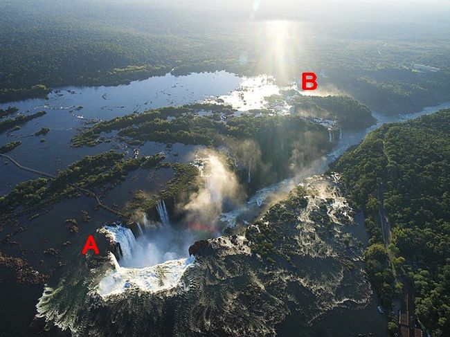 今日遊んだアルゼンチンサイド。<br />Ａ；悪魔ののど笛<br />Ｂ：ジャングルツアーとボートツアー