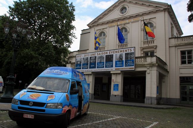 国会議事堂前のシアターここにも居た。