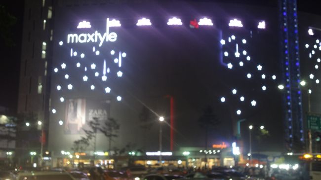 東大門近くのデパート<br /><br />イルミネーションがきれい(#^.^#)<br />