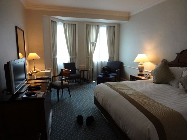 本日のお宿<br /><br />インターコンチネンタルシンガポール<br /><br />エグゼで３００?ぐらい