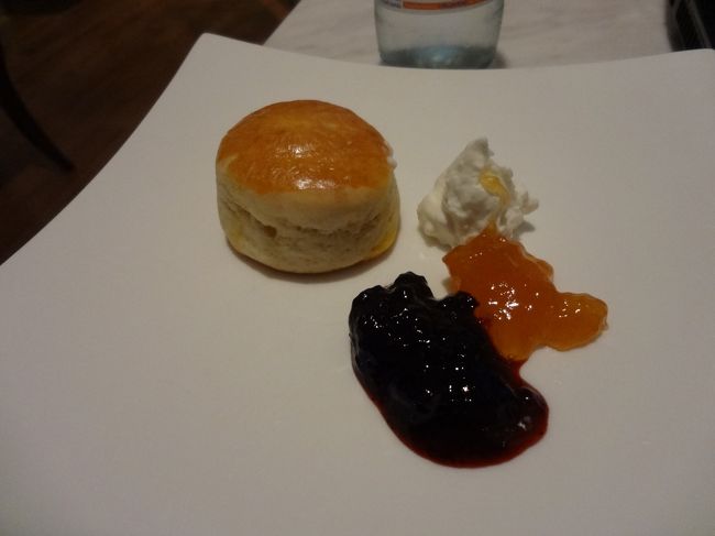 スコーンですね<br />