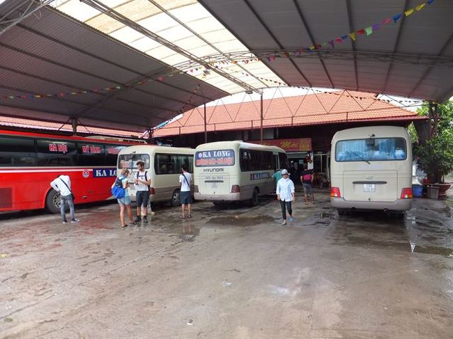 途中　お決まりのお土産屋さんで、休憩