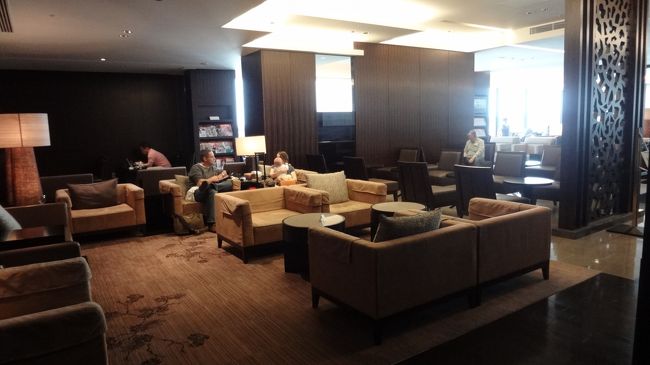 ＪＡＬファーストラウンジ風景１