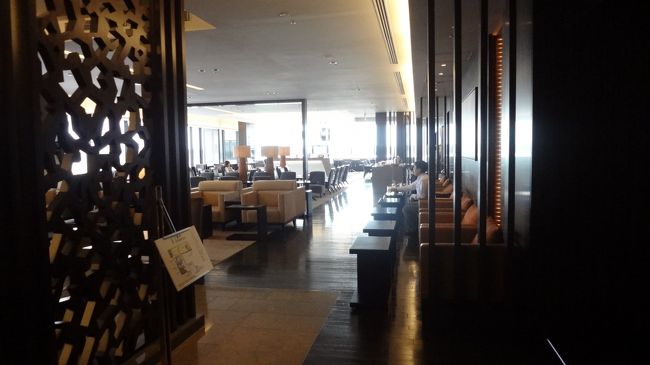 ＪＡＬファーストラウンジ風景３