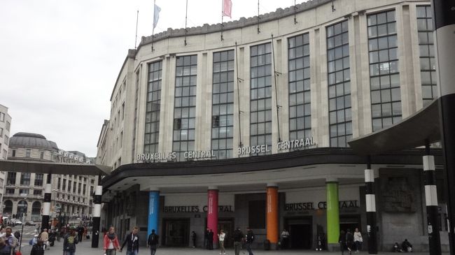 ブリュッセル駅<br /><br />ここから空港まで行きます。