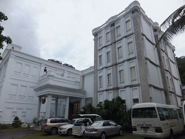 カラオケの建屋