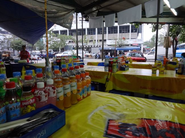 タイらしい屋台