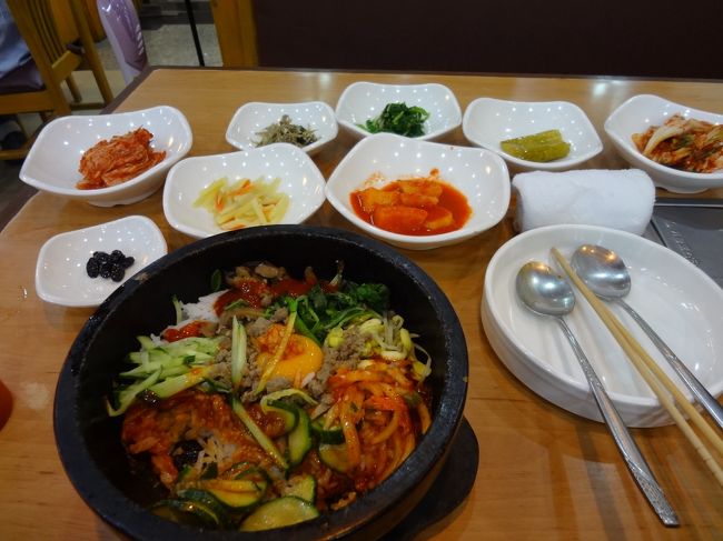 なぜか韓国料理<br /><br />たぶん・・・スクンピットプラザ？？