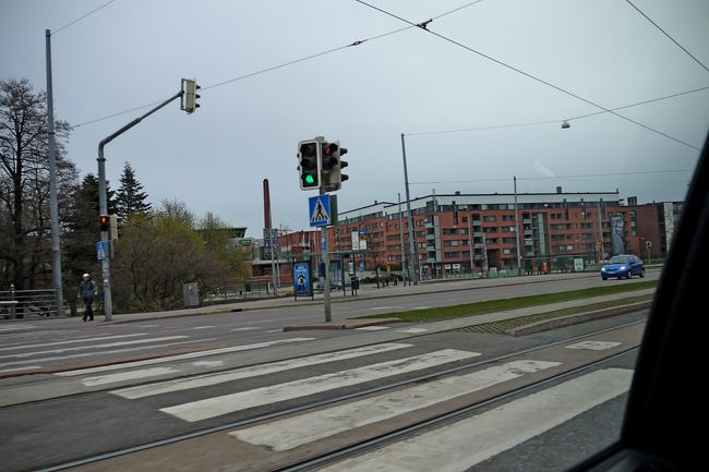 6番，8番のトラムの通りになる．Gustav Vaasantie<br />