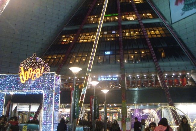 デパートもクリスマスモード？？