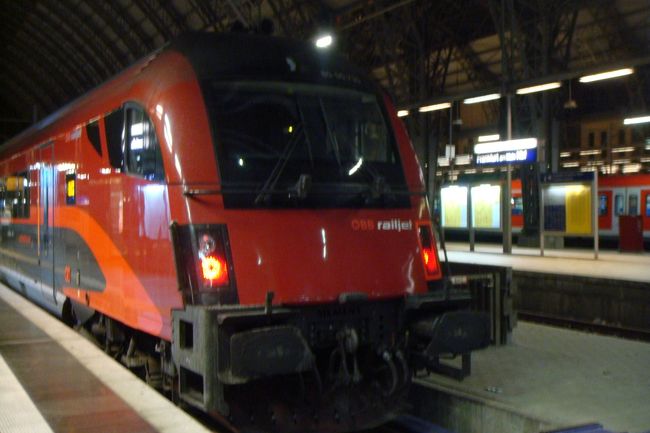 レイルジェット（通称ＲＪ）<br /><br />これに乗ってザルツブルグに行きます