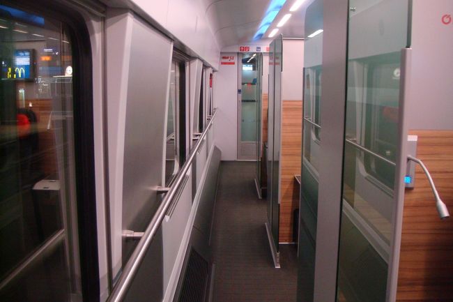 車内の様子２<br /><br />コンポーネント部分