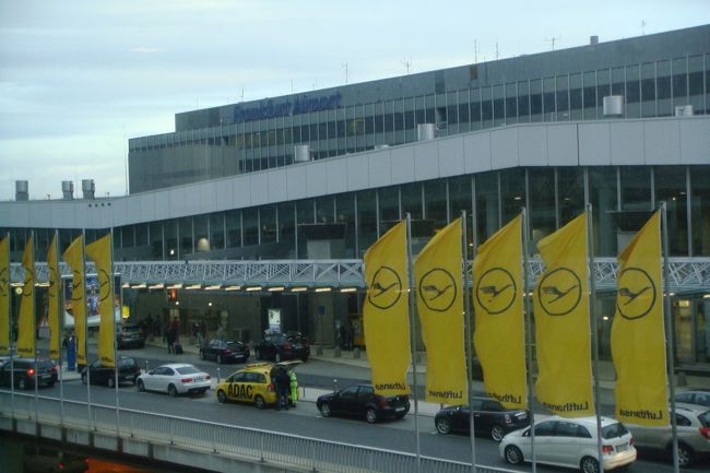 無事フランクフルト空港着
